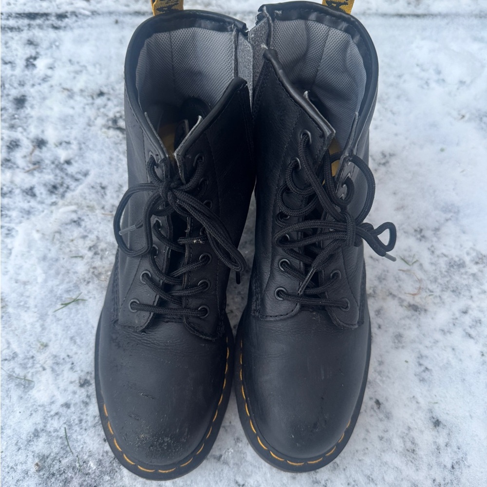 DR. MARTENS MAPLE STEEL TOE
WORK BOOT - WOMEN'S Size 10